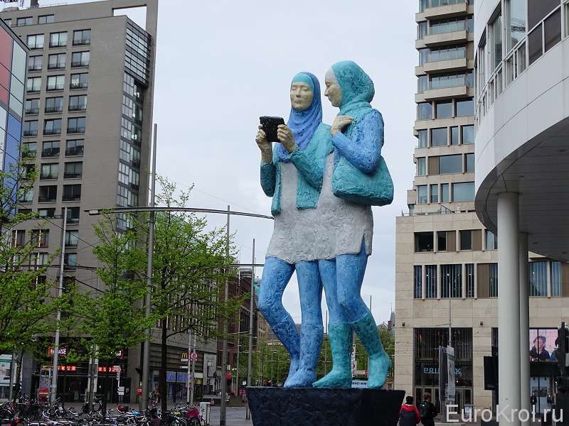 Скульптура в Гааге